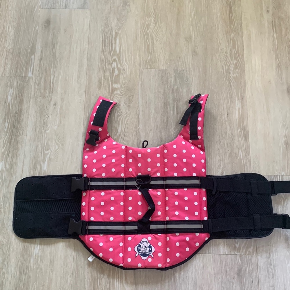 Dog water vest in Pink
